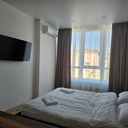 Nyvky Like Home - Studio - Apt 35 Kijów Zewnętrze zdjęcie