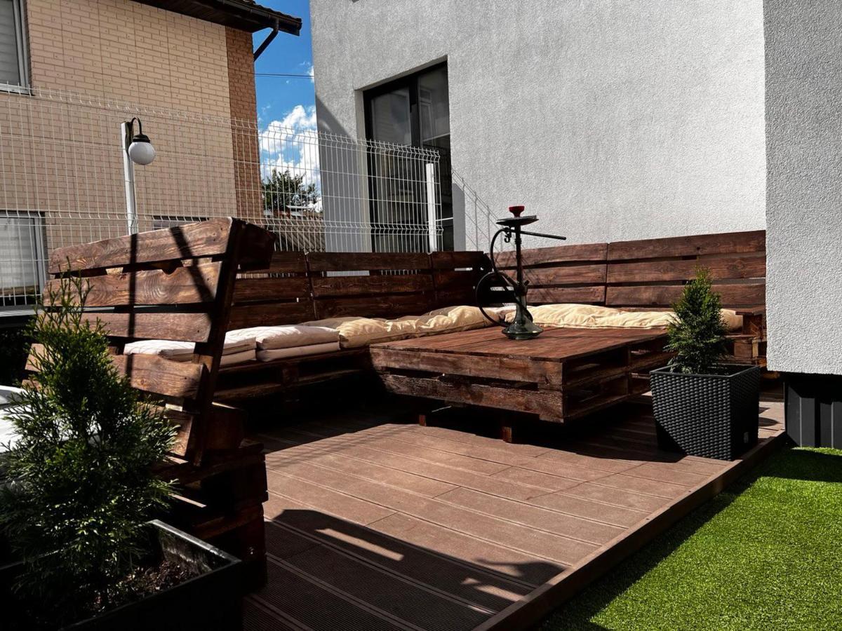 Nyvky Like Home - Studio - Apt 35 Kijów Zewnętrze zdjęcie