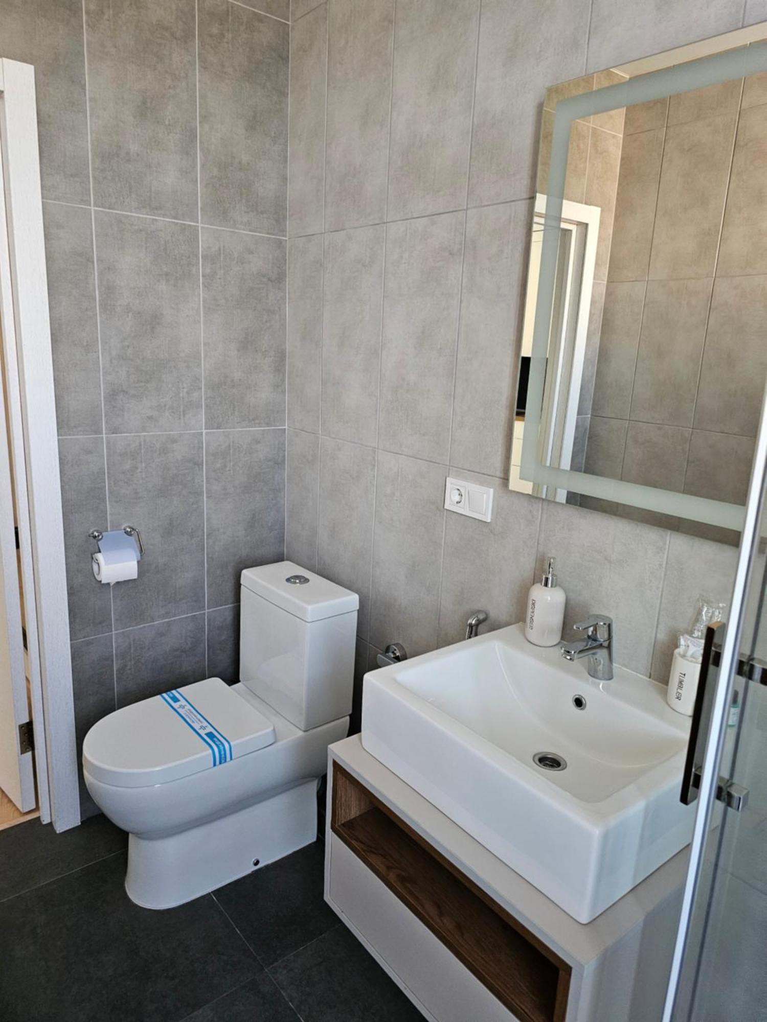 Nyvky Like Home - Studio - Apt 35 Kijów Zewnętrze zdjęcie